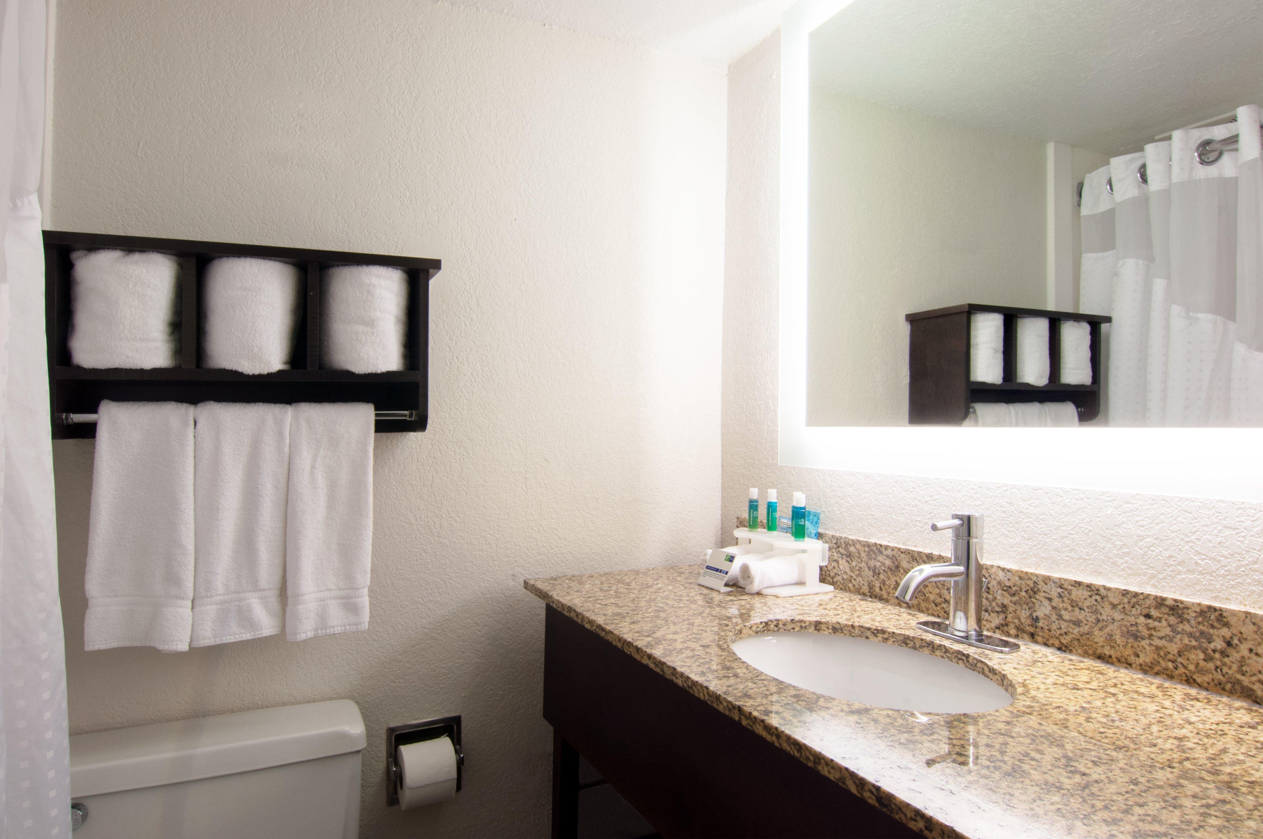 Holiday Inn Express & Suites Nashville-I-40 & I-24 Экстерьер фото