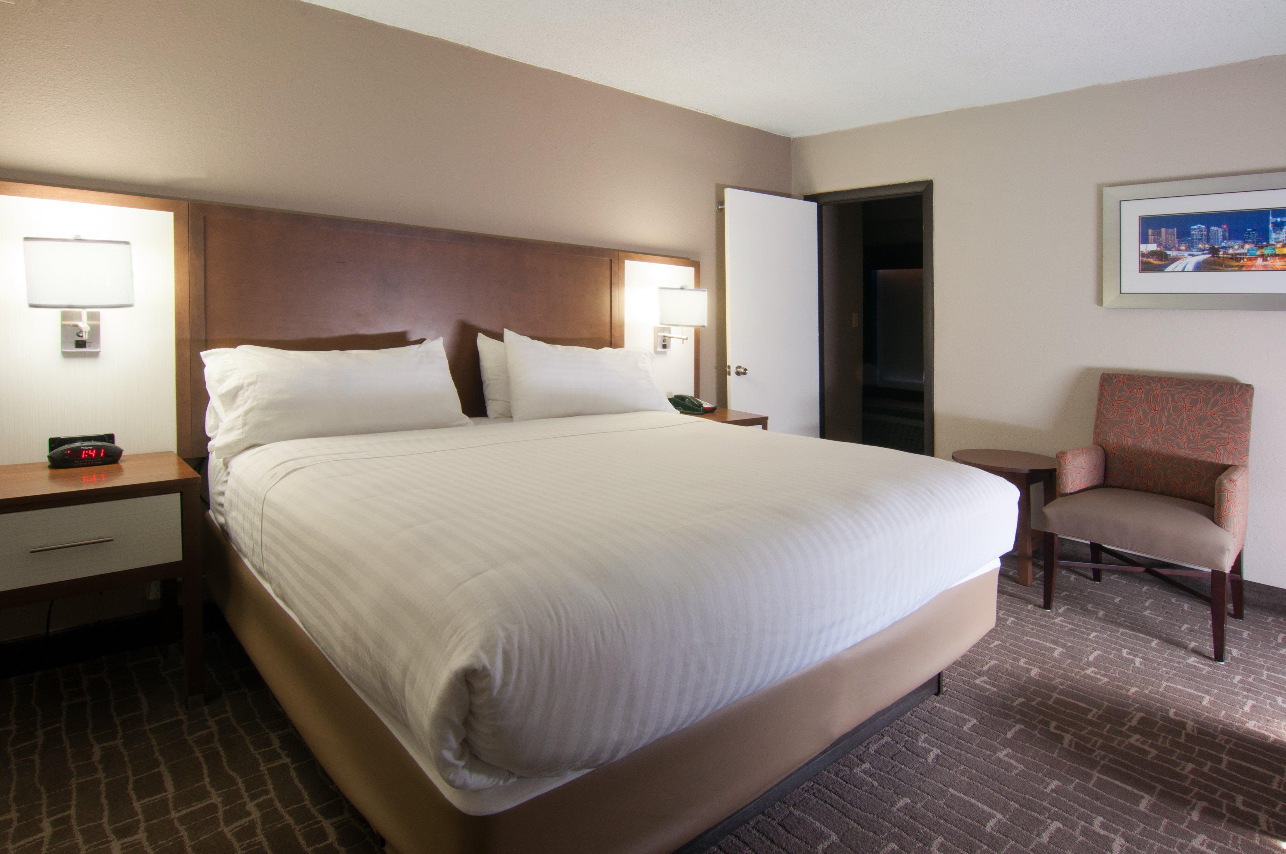 Holiday Inn Express & Suites Nashville-I-40 & I-24 Экстерьер фото